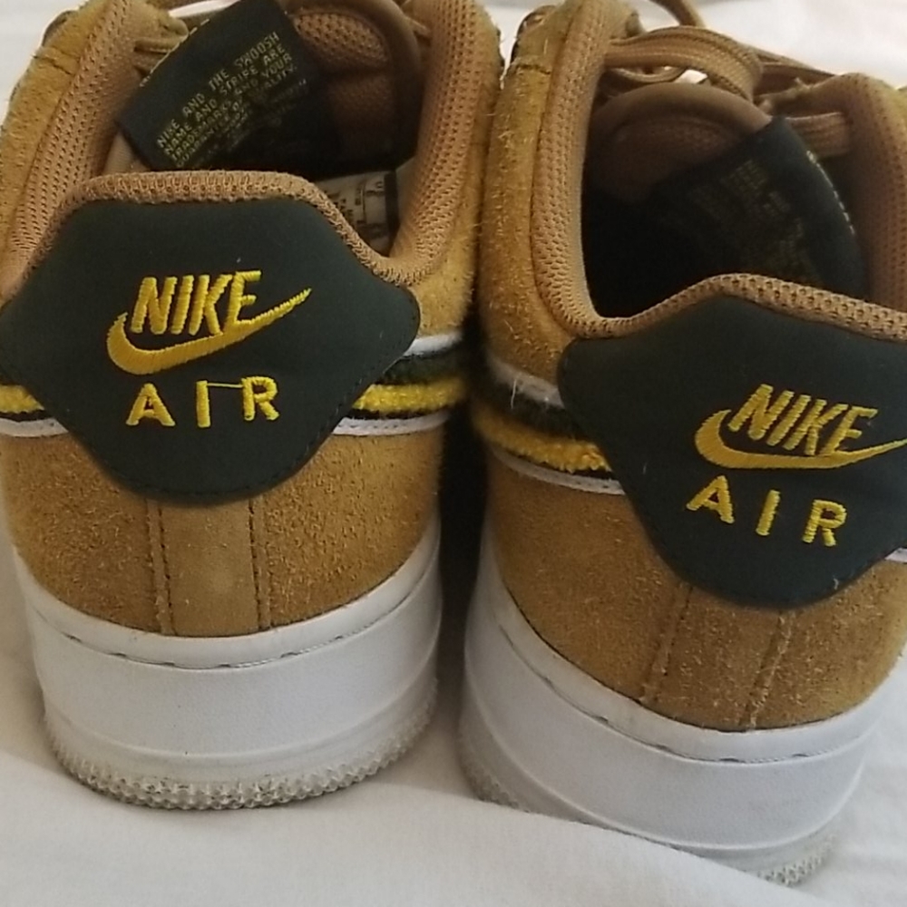 Airforce 1 - Picture 3 of 4